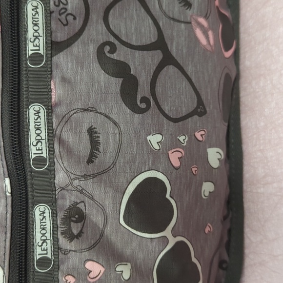 Lesportsac RARE Medium Gray 50s Style Sunglasses Crossbody Purse Messenger Bag - Picture 14 of 14